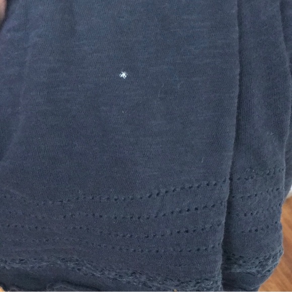 Free People Navy Floral Embroidered Cutout Shoulder Tunic Top Size Large Hippie - Picture 11 of 16